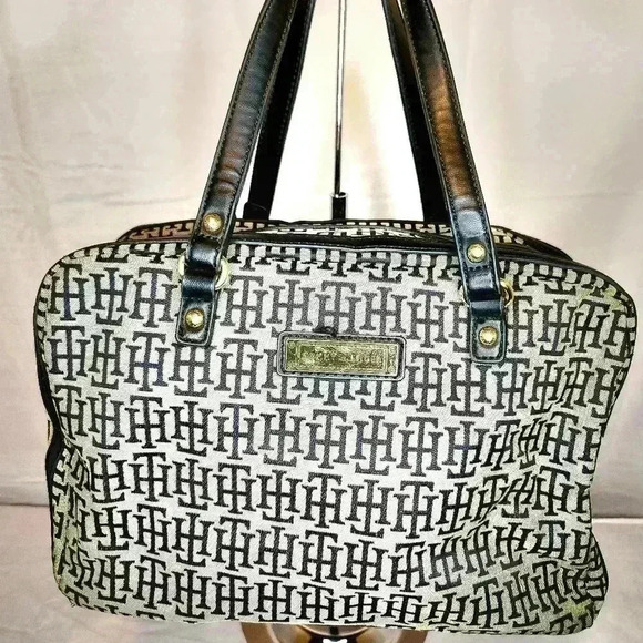 TOMMY HILFIGER SHOULDER BAG - Picture 8 of 8